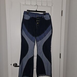 Women's Two-Tone Flare Jeans